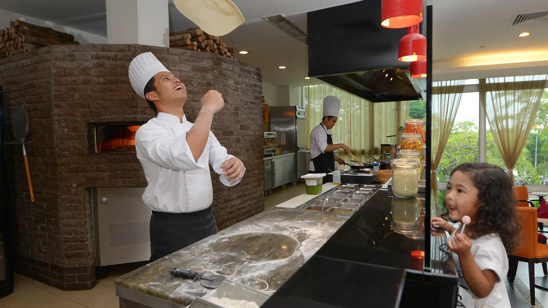 Holiday Inn Melaka By Ihg 5*, Malacca