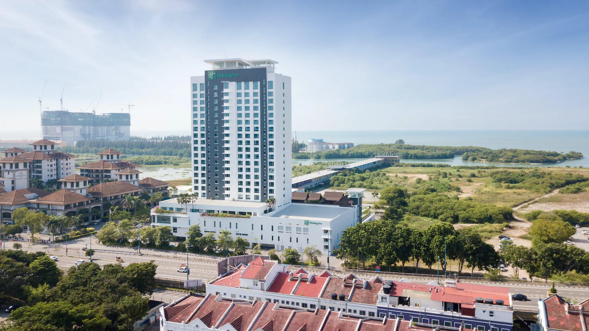 Holiday Inn Melaka By Ihg 5*, Malacca
